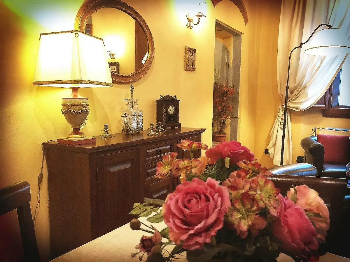 Cozy Apartment In Central Position Florence